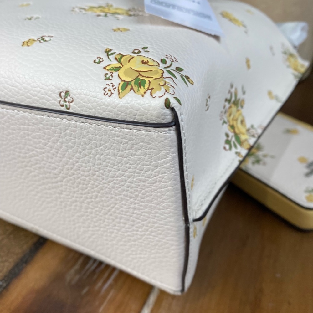 Coach NWT Mollie 25 Flower Pot and Zip Card Holder ID Wallet - Picture 11 of 15